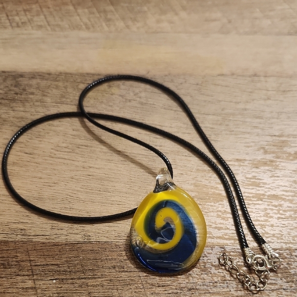 Fashion Jewelry Jewelry - Swirl Glass Pendant Necklace - Yellow and Blue